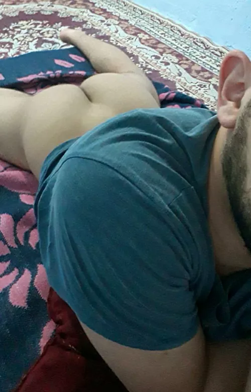 Cute and tight š