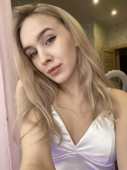 Cute enough to be your girlfriend?🤍 Cute enough to be your girlfriend?🤍