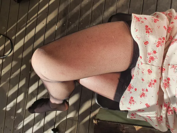 Cute legs? Cute legs?