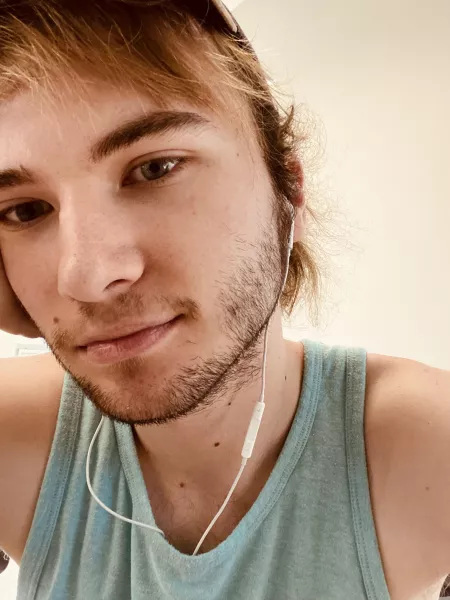 Cute pic of me at the gym, for the 3 people that will see this