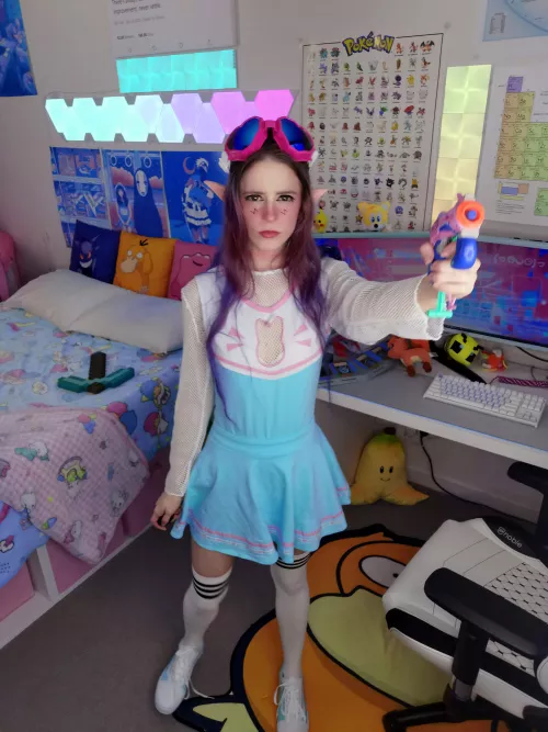 cute white thigh highs πβ€οΈ