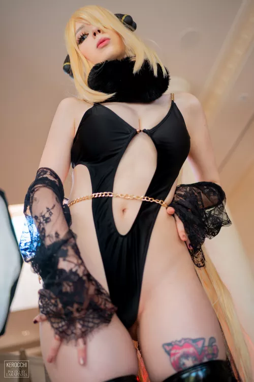 Cynthia erocosplay from Pokemon Diamond/Pearl by Kerocchi