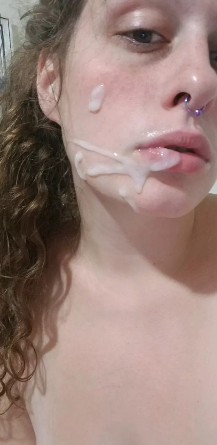 Daddy always let's me know he cares by covering my face with his hot cum! 💦🤤 Daddy always let's me know he cares by covering my face with his hot cum! 💦🤤
