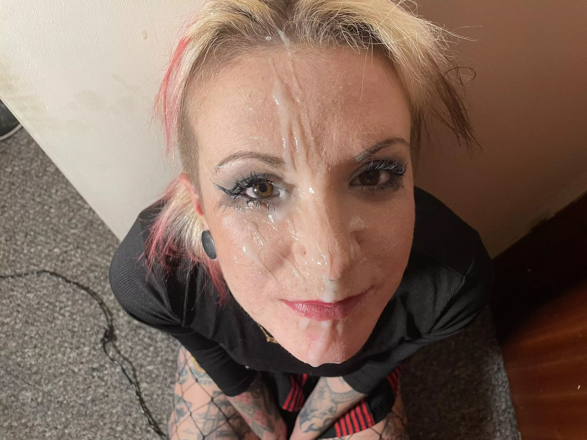 Daddy cums SO much everytime… what a reward for letting him use my throat 🥺