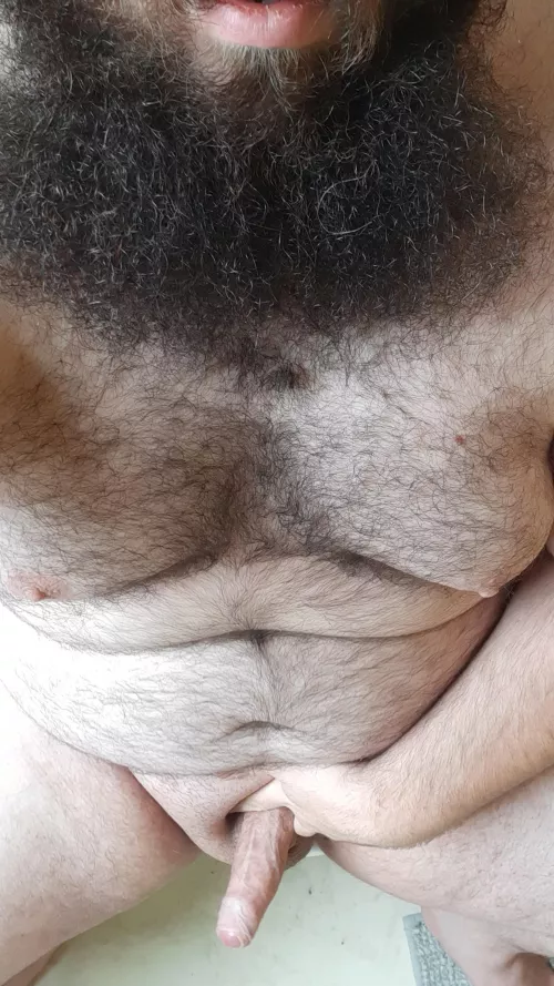 Daddy need some help who wants to suck my cock?π