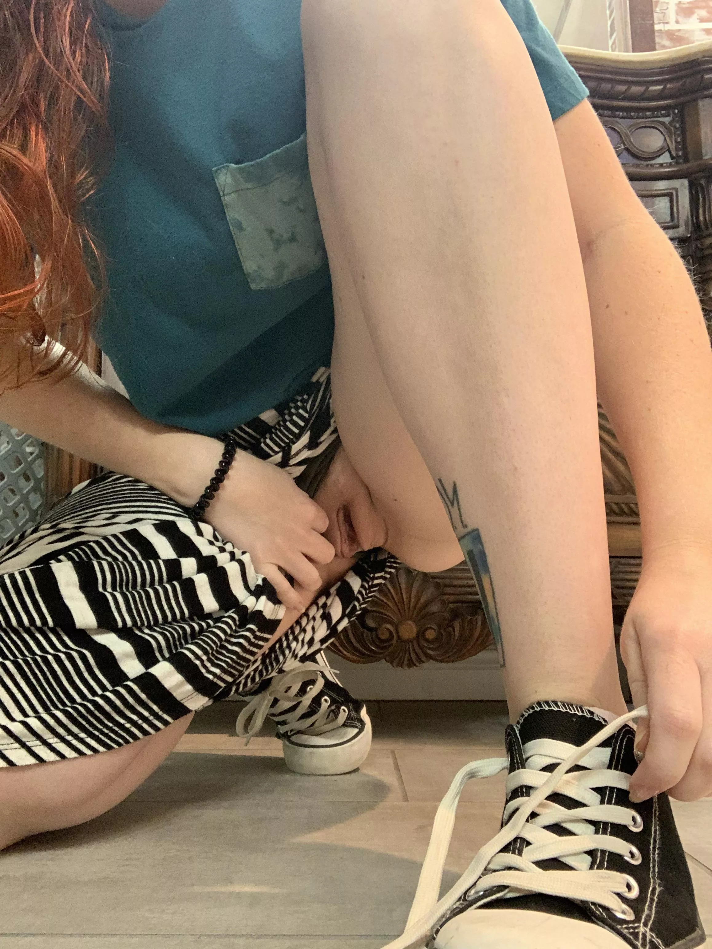 Daddy, will you help me tie my shoe? 🥺