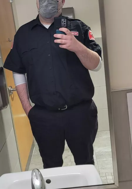 Daddy with no kids, security guard,