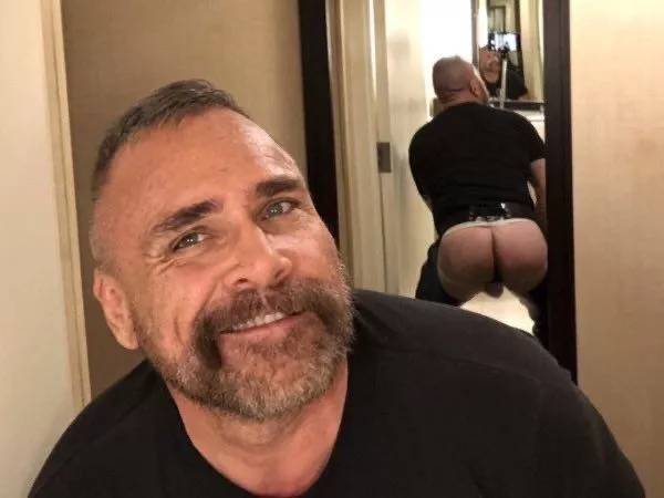 dad's smile and buns dad's smile and buns