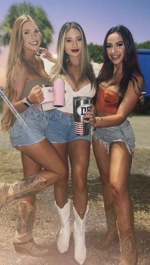 Daisy Dukes Daisy Dukes