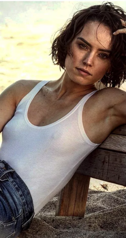 Daisy Ridley… mommy? Sorry… mommy? Sorry… Daisy Ridley… mommy? Sorry… mommy? Sorry…