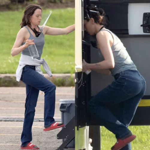 Daisy Ridley - On the set of 'The Marsh King's Daughter' in Toronto - 7/30/21 Daisy Ridley - On the set of 'The Marsh King's Daughter' in Toronto - 7/30/21