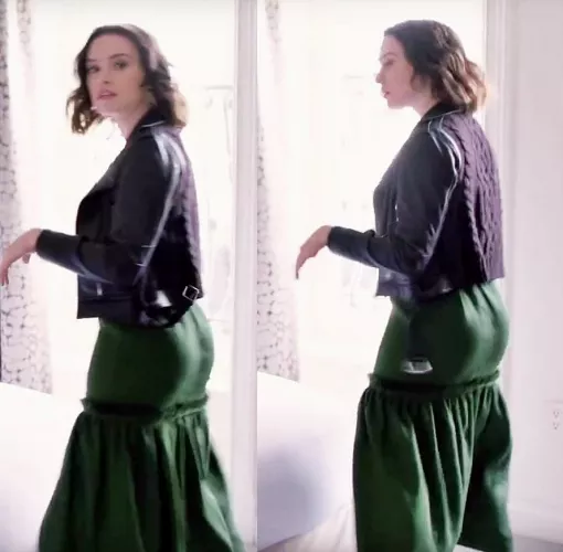 Daisy Ridley's juicy ass is driving me crazy! Daisy Ridley's juicy ass is driving me crazy!