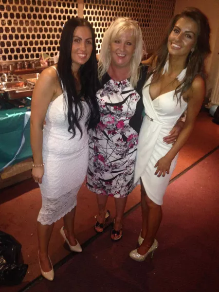 Damn difficult between the daughters Damn difficult between the daughters