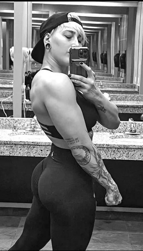 Damn Rhea
