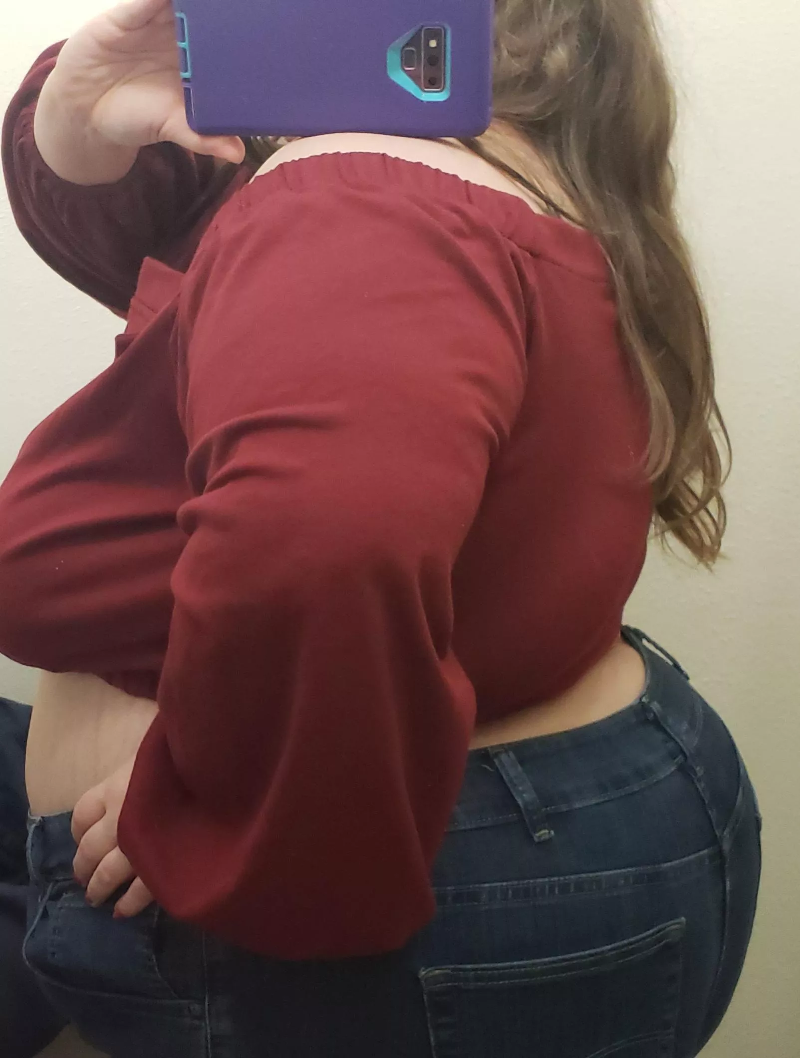 Damn you can eat a plate of food off of my fat ass!!! π Damn you can eat a plate of food off of my fat ass!!! π