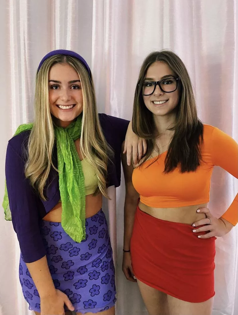 Daphne or Velma? Daphne or Velma?