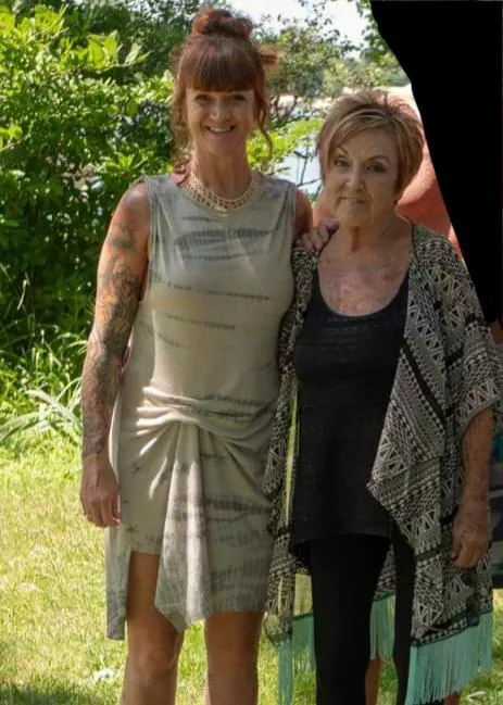 Daughter or mother? Wwyd?