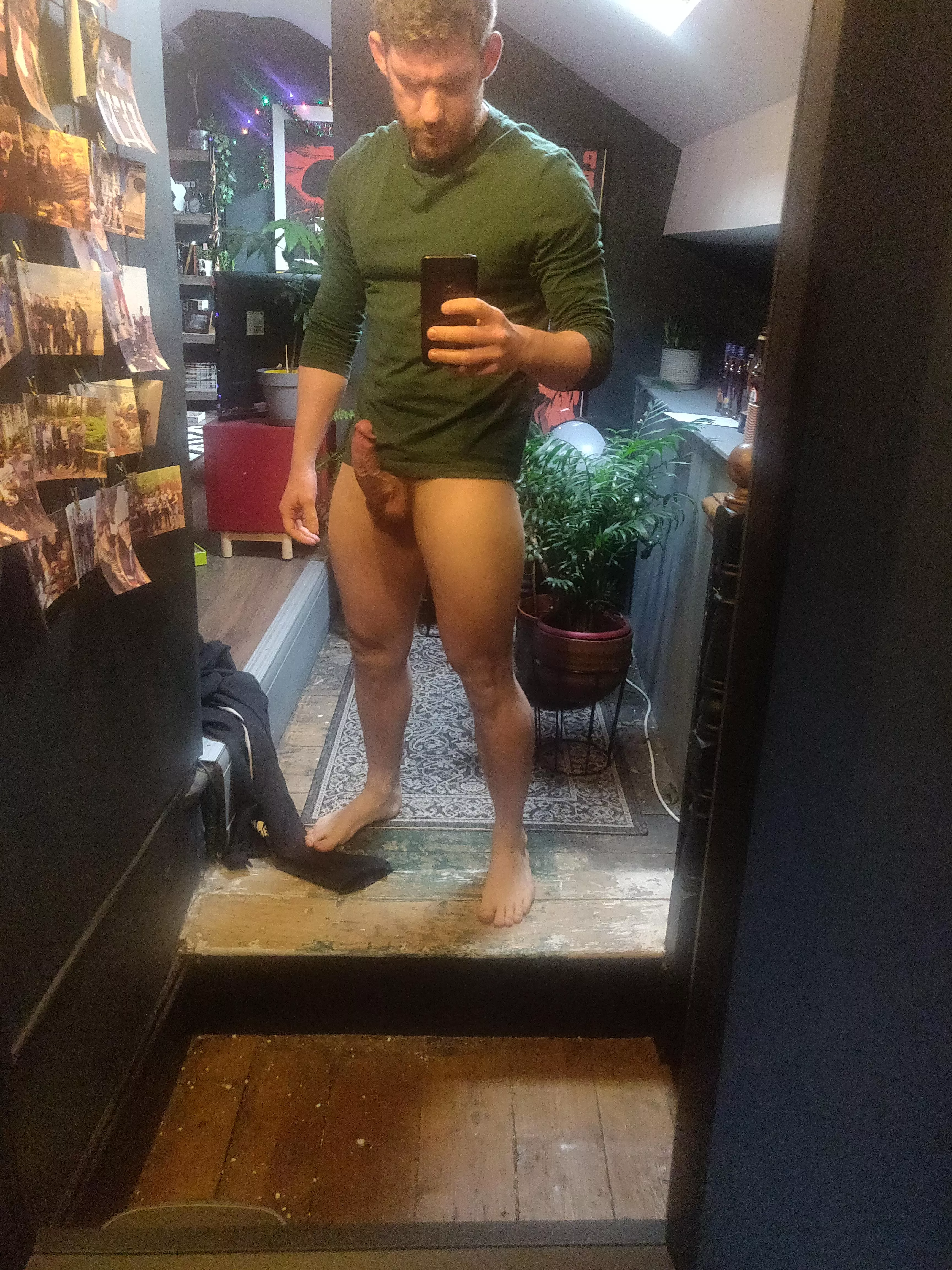 Day 3 of isolation, still horny as fuck