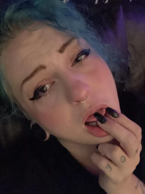 daydreaming about you π€