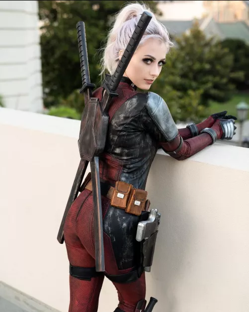 Deadpool by Rolyat