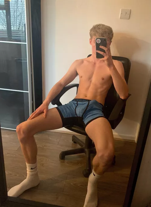 Decided that if I’m going to be dumb I may as well be blond too.