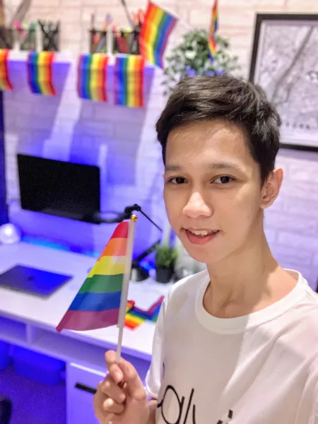 Decorating my setup to celebrate 1 year of me coming out π³οΈβπ
