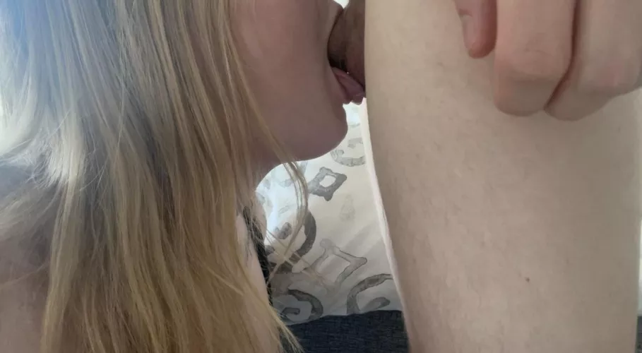 Deepthroat 🍆👅 Deepthroat 🍆👅