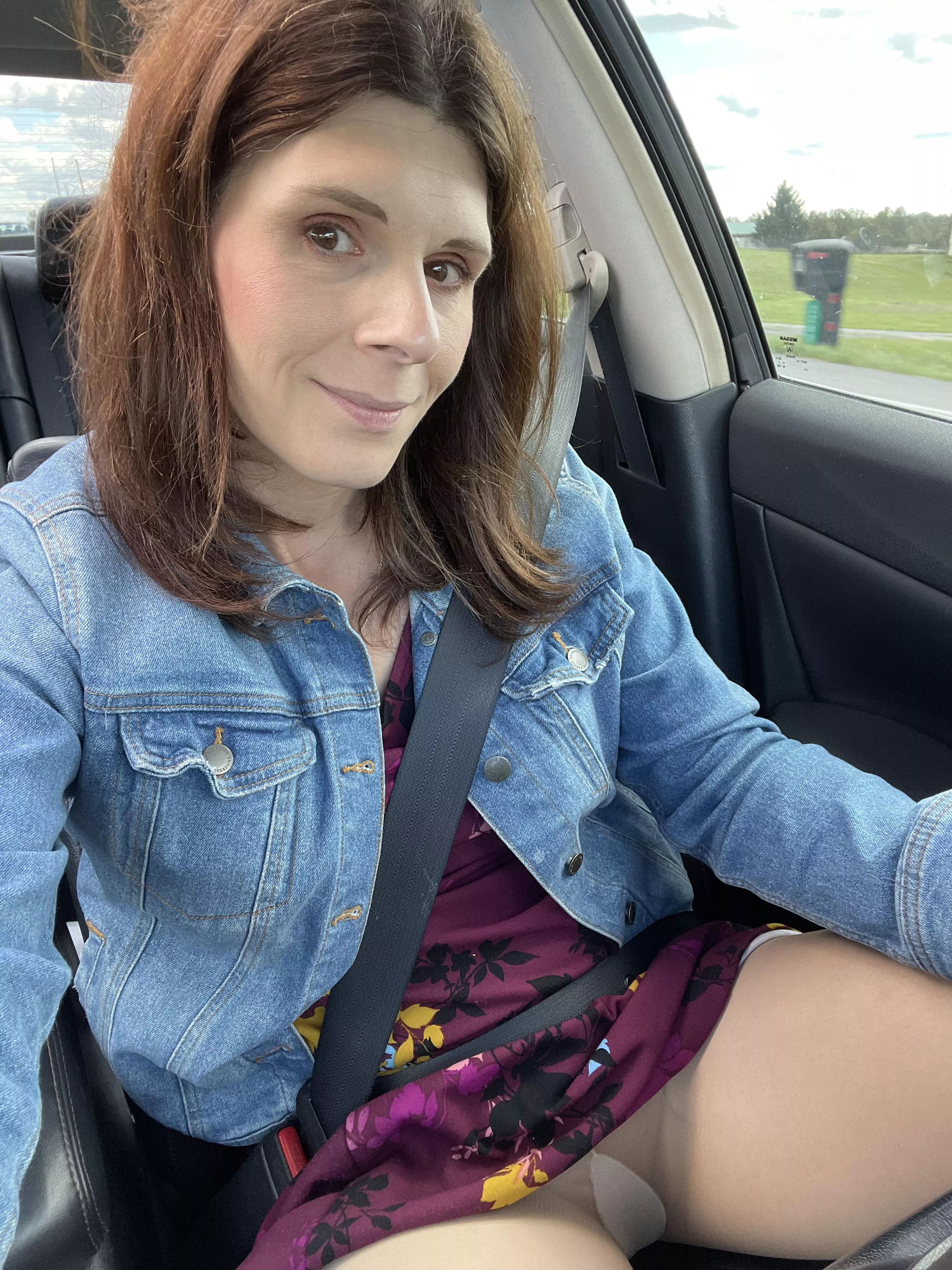 Definitely pantyhose this time of yearโฆ but I left the panties at home (39F) Definitely pantyhose this time of yearโฆ but I left the panties at home (39F)