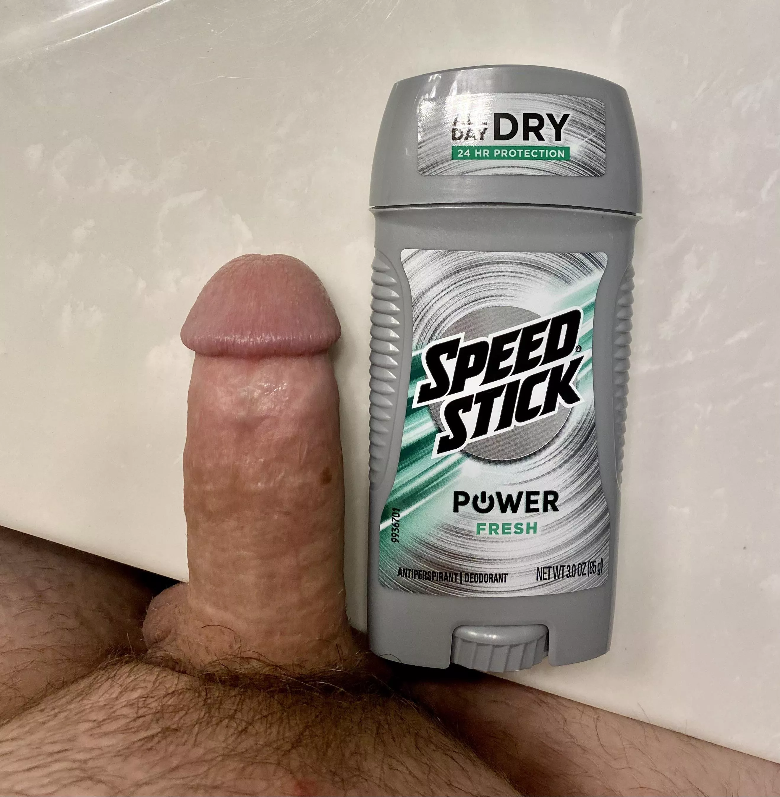 Can i use spray deodorant as dry shampoo