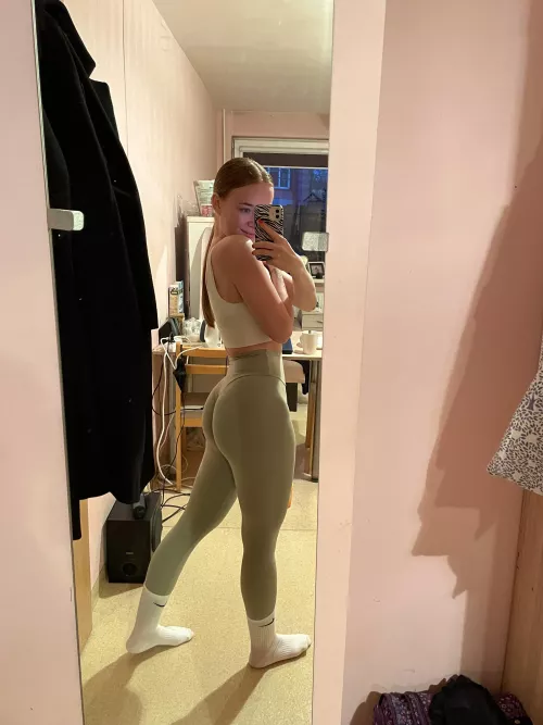 Describe my ass with one word βΊοΈ