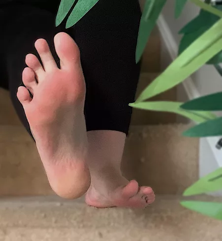 Describe my feet using only one word π₯°