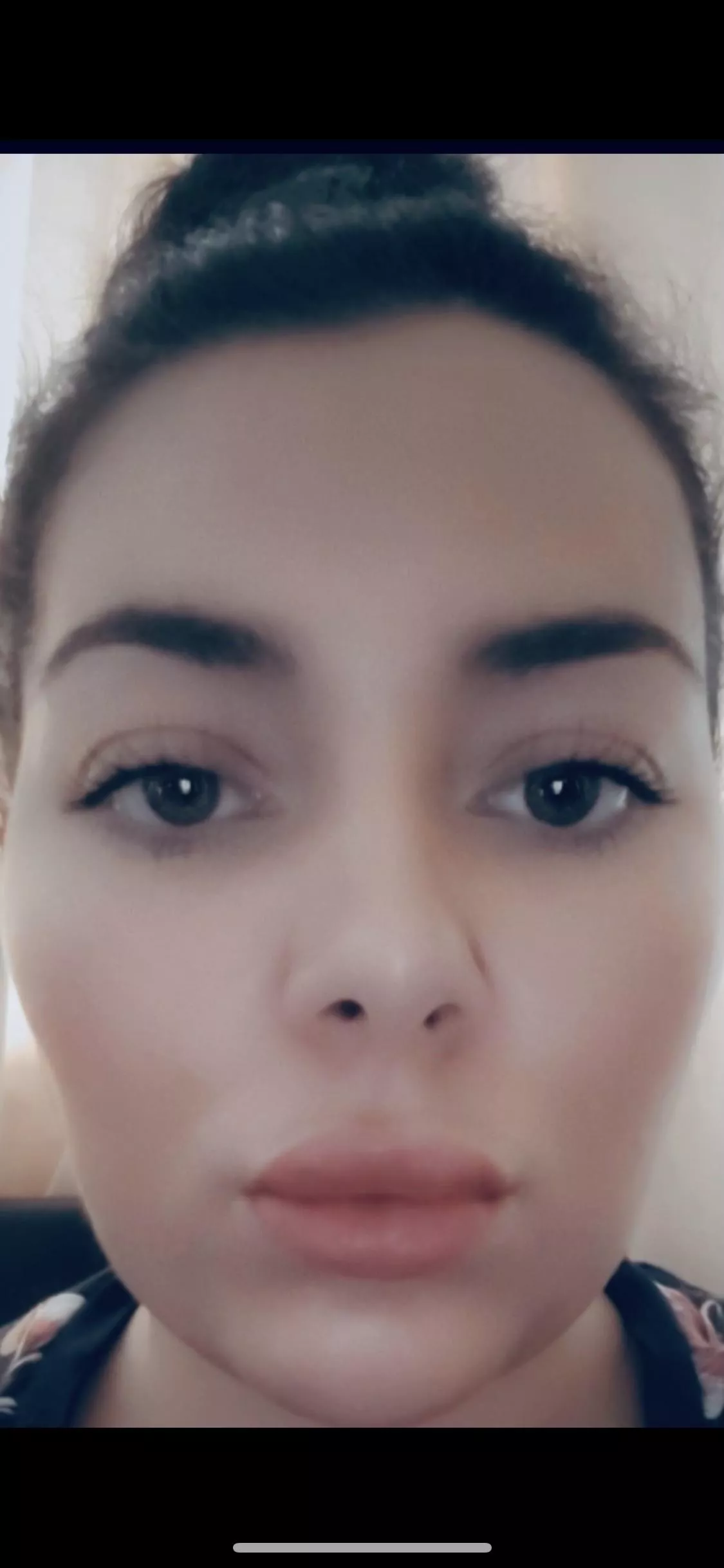 Describe my lips and face in 2 words go best comment gets nude Describe my lips and face in 2 words go best comment gets nude