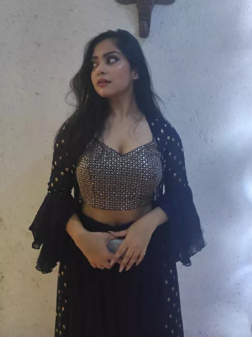 Desi Twitter Hottie 😋