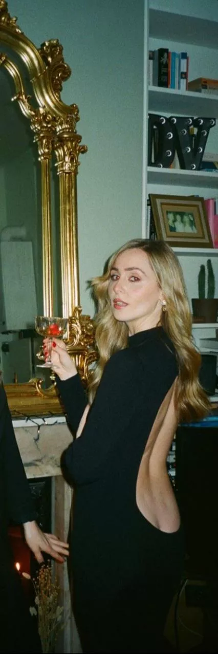 Diana Vickers. Same sexy crack new angle