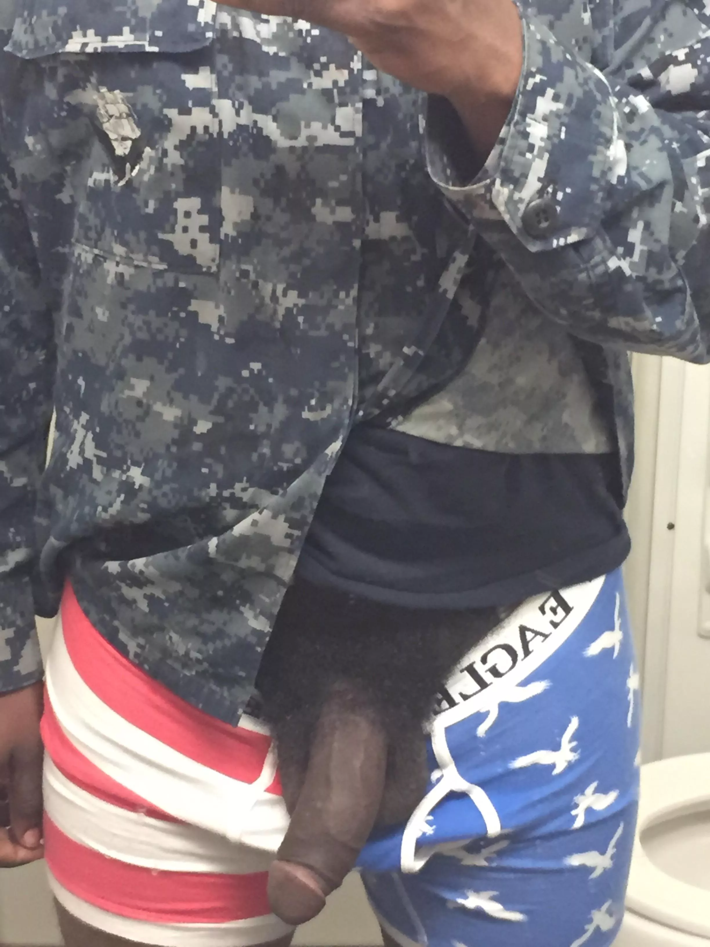 Dick Pic In The Ship’s Head😜