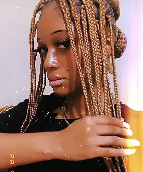 did my n***** braids today again who wants to degrade a limitless mom like myself ? 🥰 KIK// FineAssSub