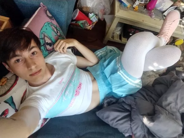 Did somebody order one feminine boi? Did somebody order one feminine boi?