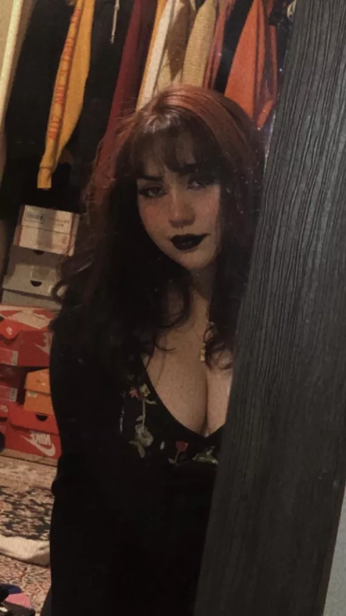 Did someone order a chubby goth? Did someone order a chubby goth?