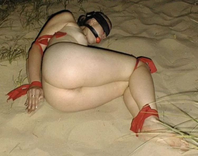 Didn’t expect to be in bondage at the beach did she Didn’t expect to be in bondage at the beach did she