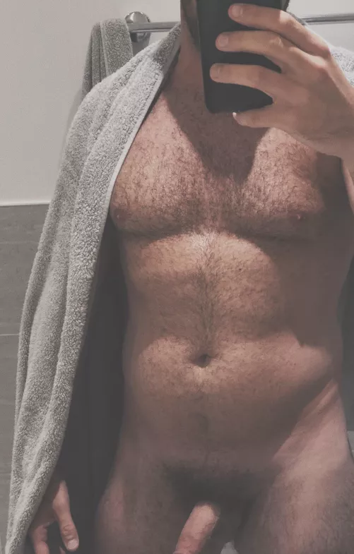 Dipping my toes in this Reddit world π