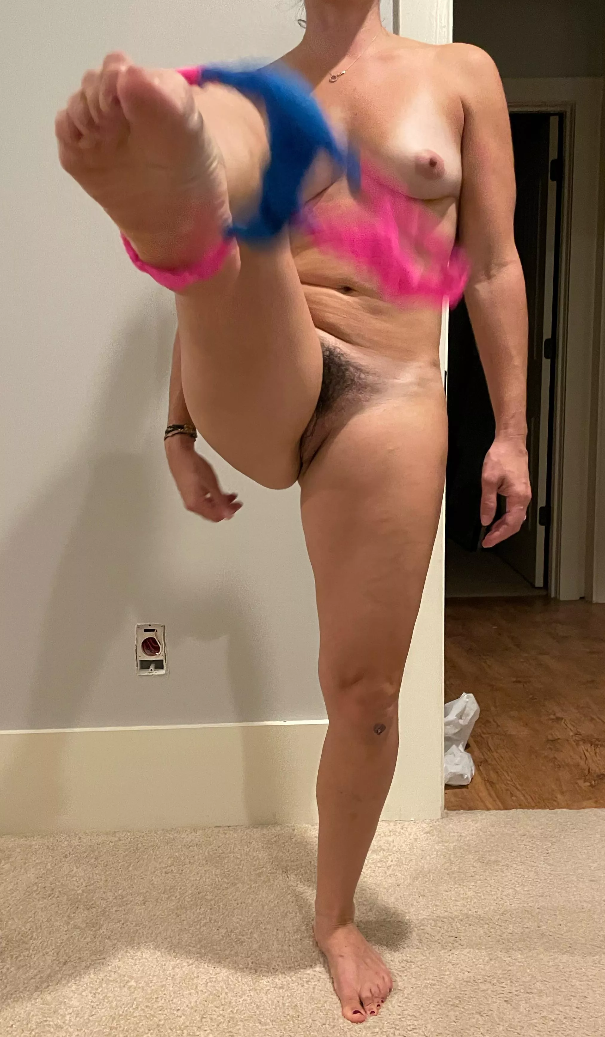 Ditch that thong! Ditch that thong!