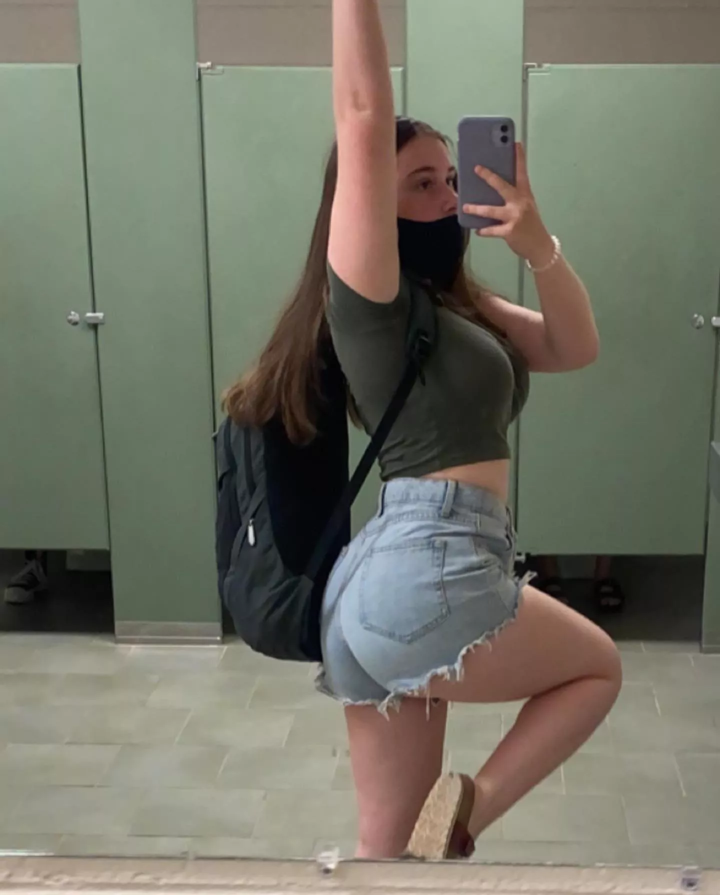 Dm if u wanna cover my sis she's 18 and I have more of her. Must have big second screen ipad or laptop. No cock trib only interested in cumtrib. Dm with a pic of ur second screen and I will send More.