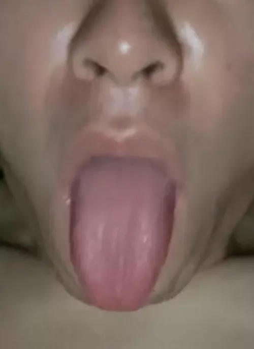 Dm if you’re into doing ahegao face