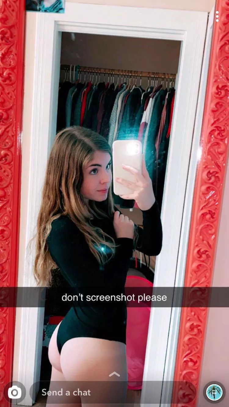 Dm me for her tik tok account info to see her shaking this fat ass Dm me for her tik tok account info to see her shaking this fat ass