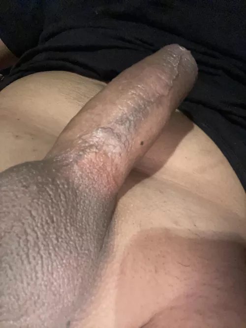 Dm me im horny💦💦