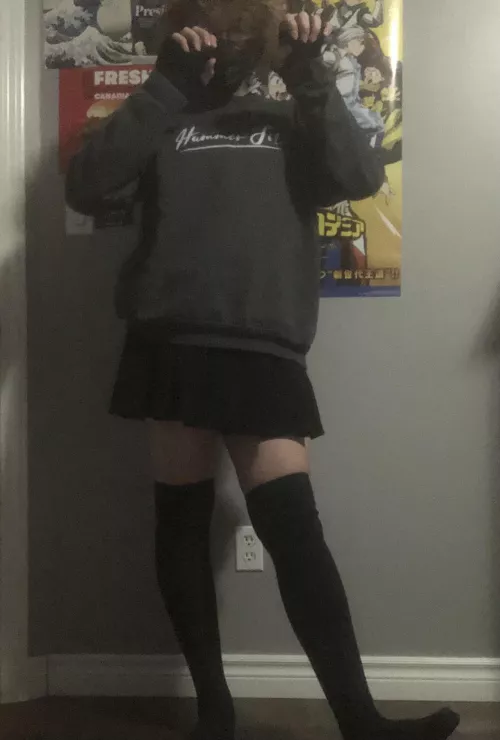 Do girls exist on here? Do girls exist on here?