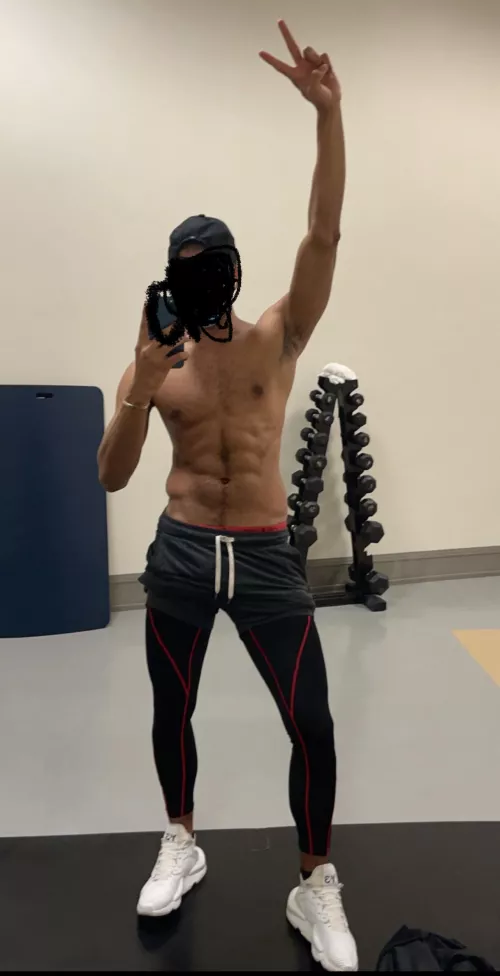 Do i belong here? 27 6’1