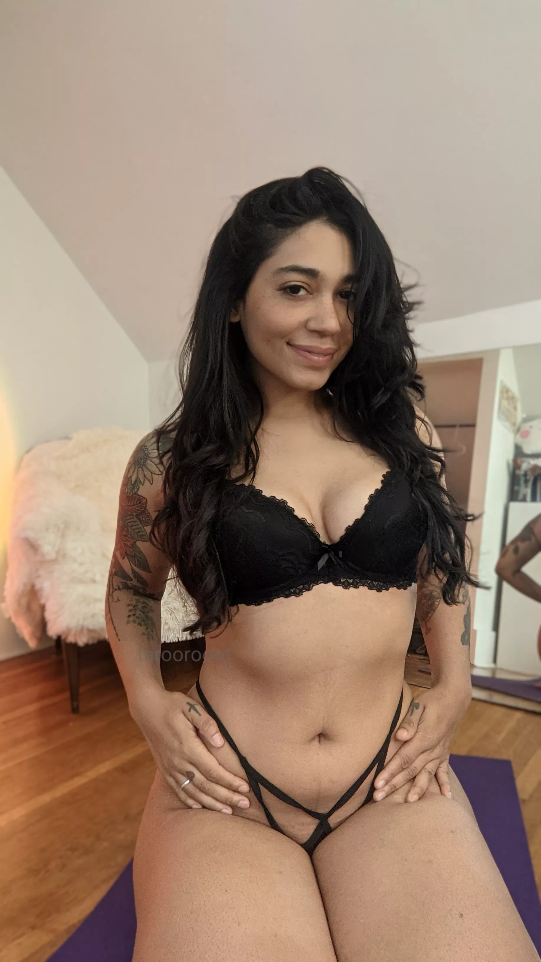 Do I have a cute belly?