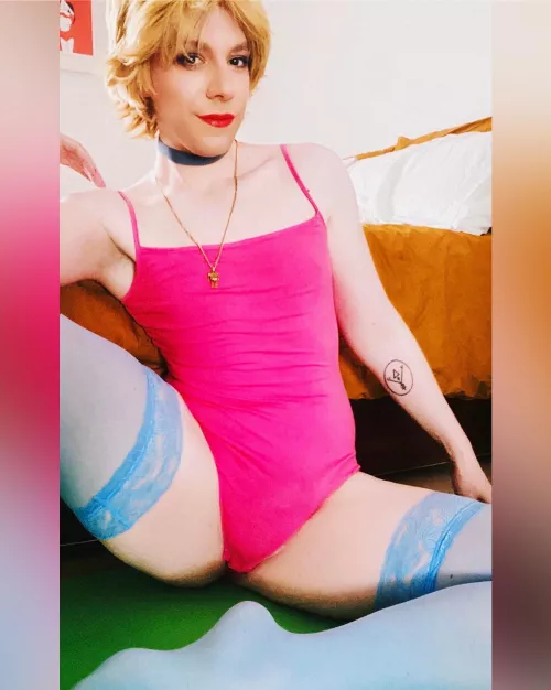 Do I look good in pink? π