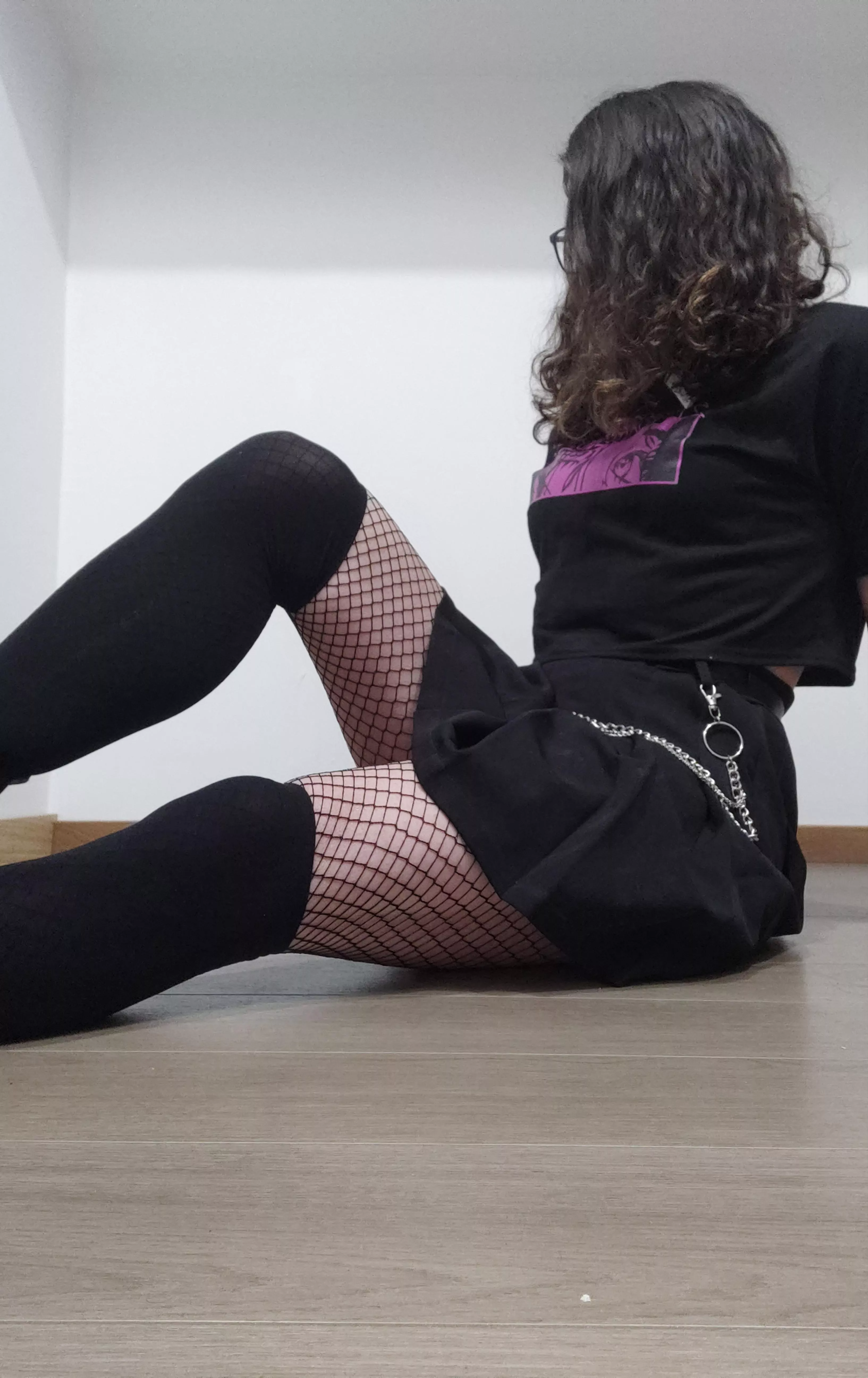 Do I look good in this clothes?